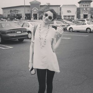 Meet your Posher, Carla